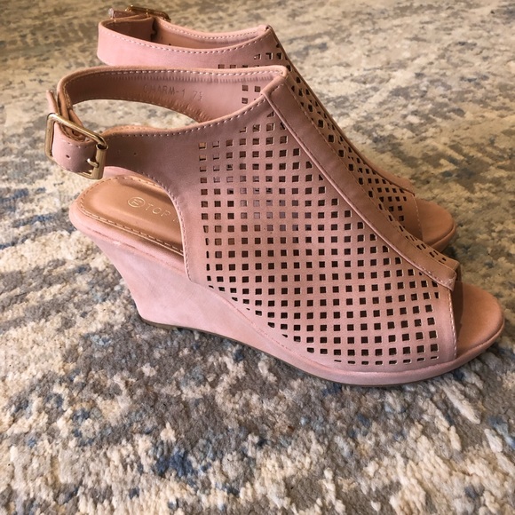 Top Moda size 7.5 pink heels - Picture 2 of 3